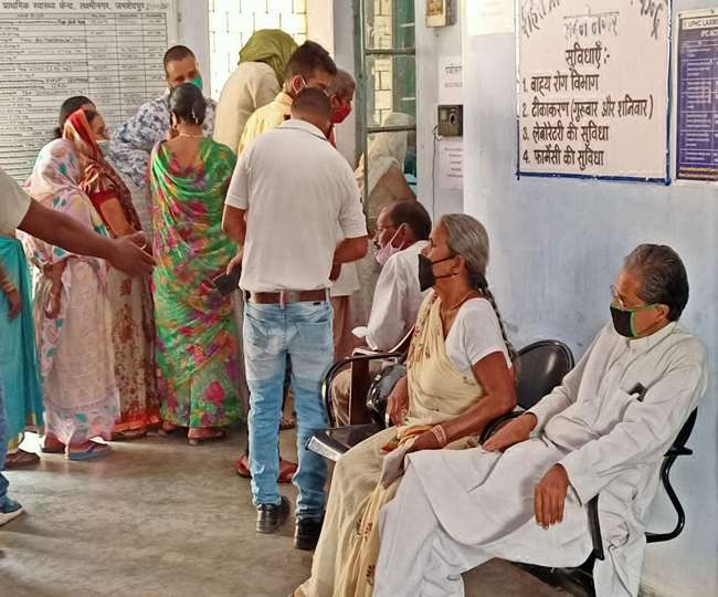 https://www.jagranimages.com/images/newimg/22032021/22_03_2021-vaccine_21488088.jpg