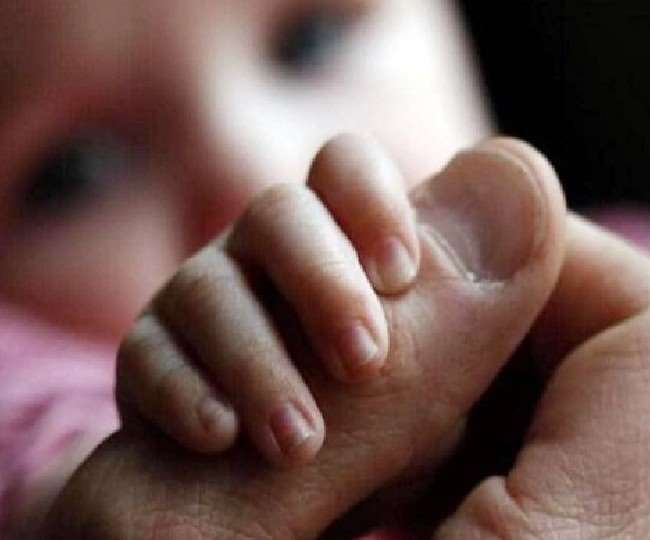 बिहार में बच्‍चे की खरीद-बिक्री का मामला सामने आया है।