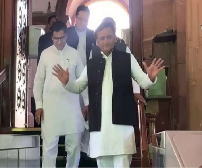 https://www.jagranimages.com/images/newimg/22032022/22_03_2022-tipu_out_22562100_151228473.jpg