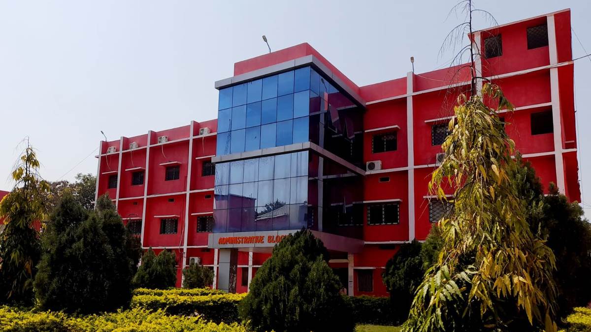 no regular professor in sachchidanand sinha college yet five students are included in inter result top10