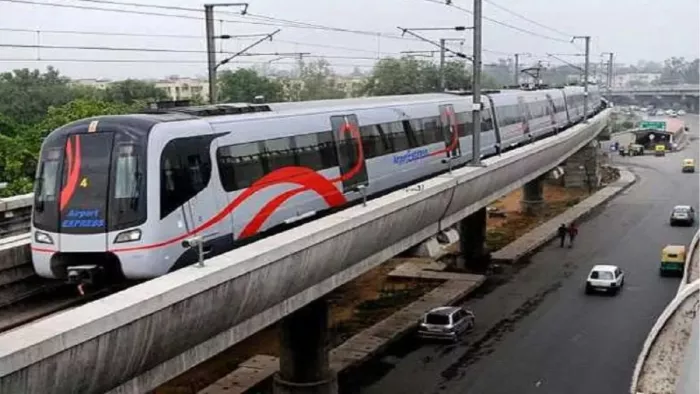 एयरपोर्ट लाइन पर आज से बढ़ी मेट्रो की स्पीड