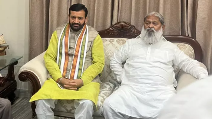 Haryana Politics: नाराजगी की अटकलों के बीच CM नायब सैनी ने की अनिल विज से मुलाकात,