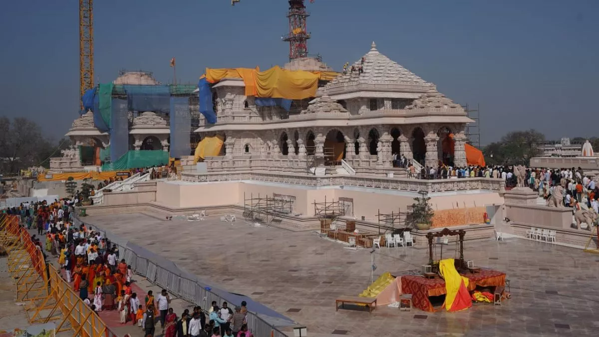 Ayodhya Ram Mandir: रामलला के ललाट पर सूर्य अभिषेक के लिए करना होगा अभी और इंतजार, चंपत राय ने बताई वजह