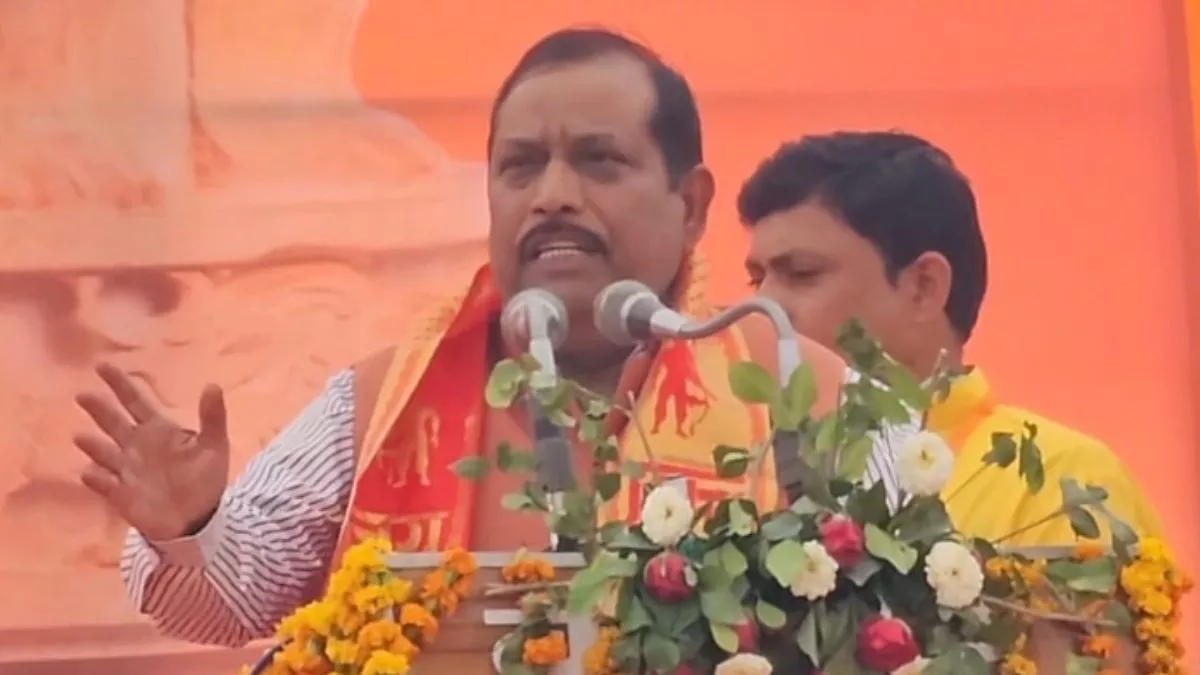 दिल्ली जाएं बाबा, प्रदेश संभालें केशव मौर्य… भाजपा विधायक ने डिप्टी सीएम के सामने भरी हुंकार, सोशल मीडिया पर दी सफाई