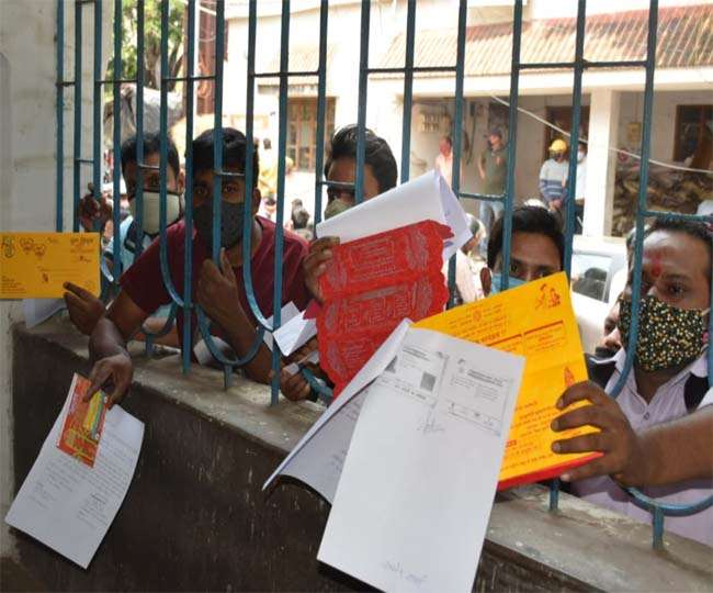 क्योंकि लॉकडाउन में भी शादी टाली नहीं जा सकती ... अनुमति लेने के लिए ...