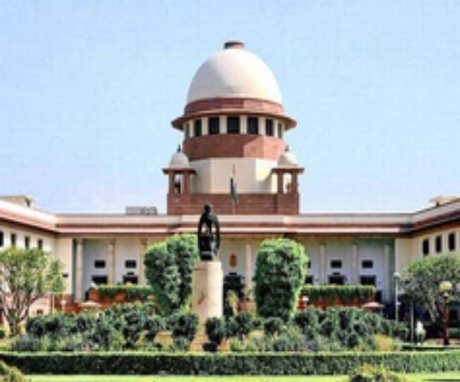 ऑक्सीजन को लेकर देश में हाहाकार, सुप्रीम कोर्ट का केंद्र को नोटिस; महामारी से बचाव के लिए मांगा प्लान