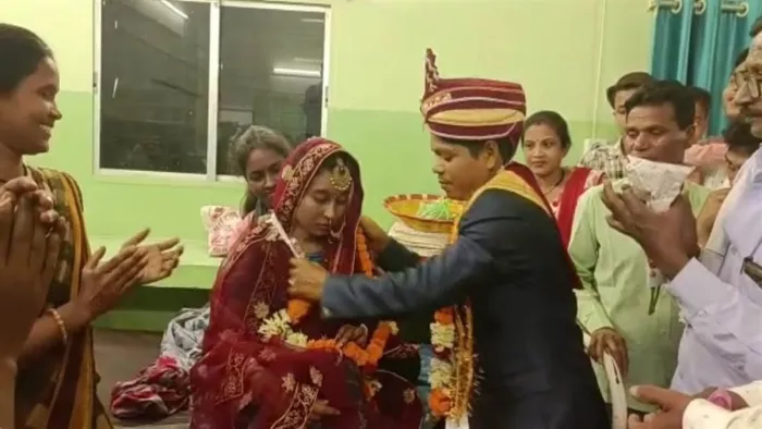 छत्तीसगढ़ के जांजगीर-चांपा में अनोखा विवाह, वार्ड में हुए सात फेरे