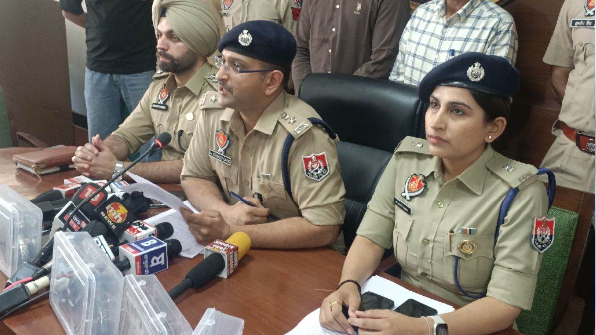 mohali police arrested notorious gangster huge quantity of weapons recovered from his possession