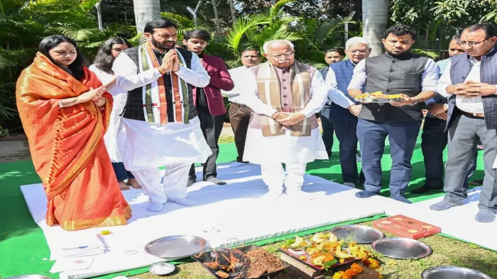 Haryana Politics: सीएम सैनी पर अपने गुरु की सीट पर जीत का परचम लहराने की भारी चुनौती। फाइल फोटो