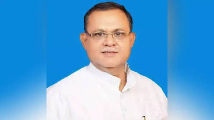 सपा ने बलिया से सनातन पांडेय को बनाया दोबारा उम्मीदवार