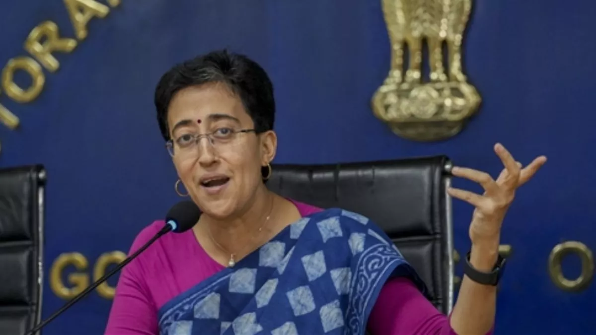 'Z' से घटाकर 'Y' श्रेणी में की आतिशी की सिक्योरिटी, जानिए क्यों और कितनी घटी सुरक्षा; कुछ विशेषाधिकार भी हुए कम