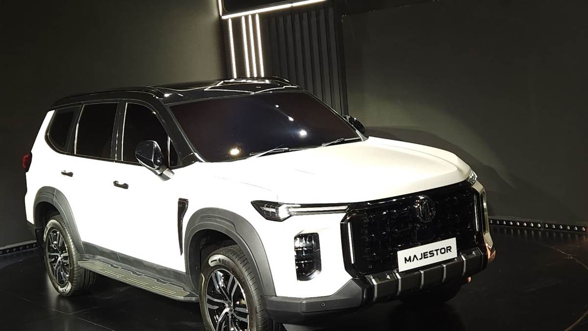 jsw mg majestor spotted ahead of launch engine power features and expected launch timeline