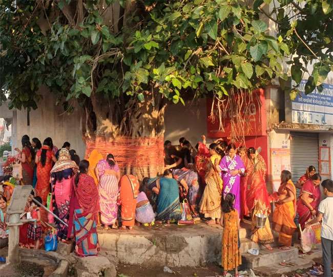 pix Bar Savitri Puja Photo vat savitri vrat 2020 पत ठप र म