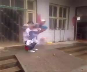 इस वीडियो को सेवा अधिकारी ने शेयर किया है