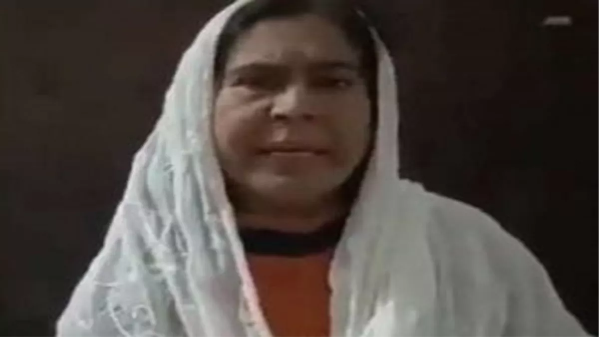 Gyanvapi Masjid Case : सपा से पद मुक्‍त की गईं रूबीना खानम बोलींं, राष्‍ट्रहित के लिए अंतिम सांस तक राजनीति करती रहूंगी
