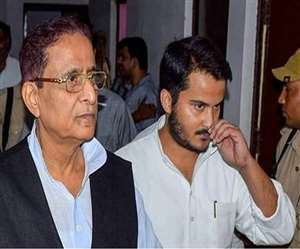 रामपुर सदर से समाजवादी पार्टी के विधायक आजम खां के साथ ही स्वार से विधायक उनके बेटे अब्दुल्ला आजम खां