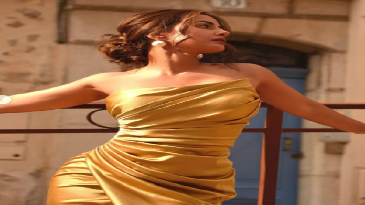 Cannes Film Festival 2022: हिना खान ने गोल्डन ड्रेस में बिखेरा जादू, फैंस ने कहा- ‘गॉर्जियस’