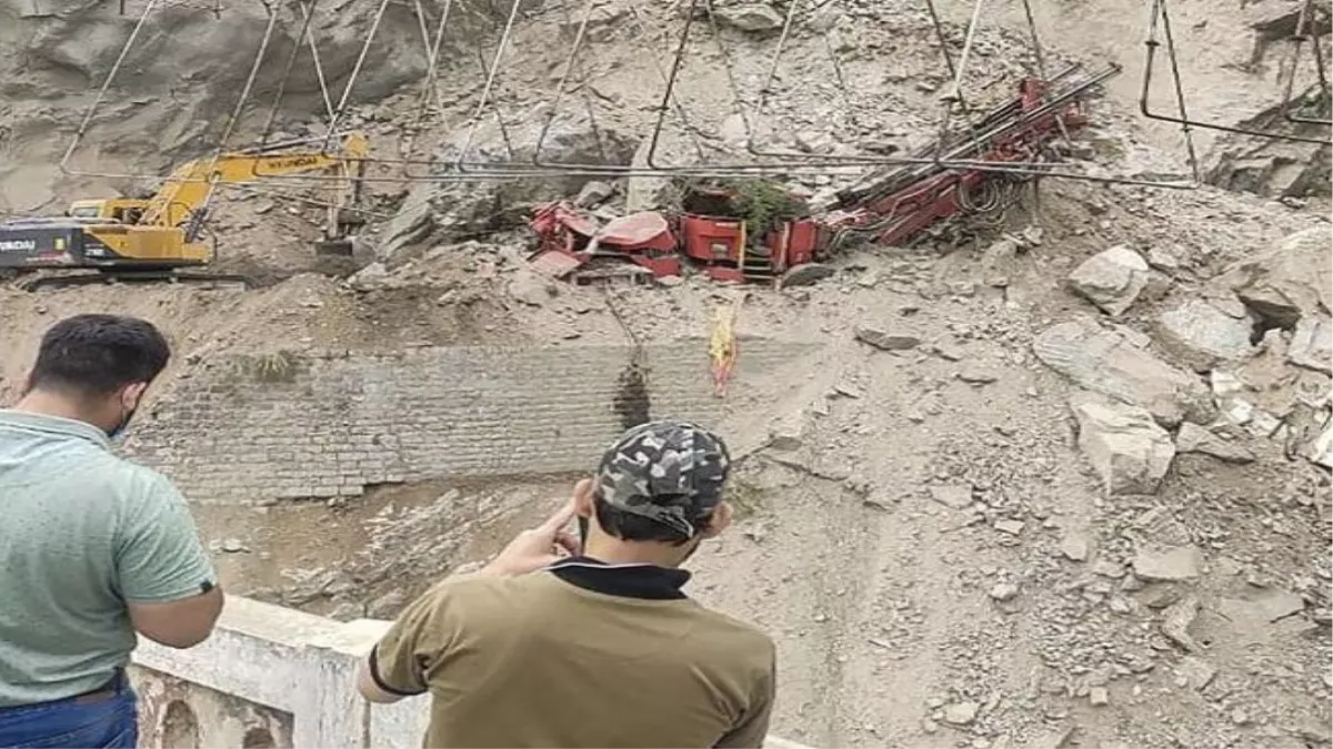Ramban Tunnel collapsed : टूट गई आस, मलबे में दबा कोई जिंदा नहीं बचा, 44 घंटे लंबा चला रेस्क्यू आपरेशन