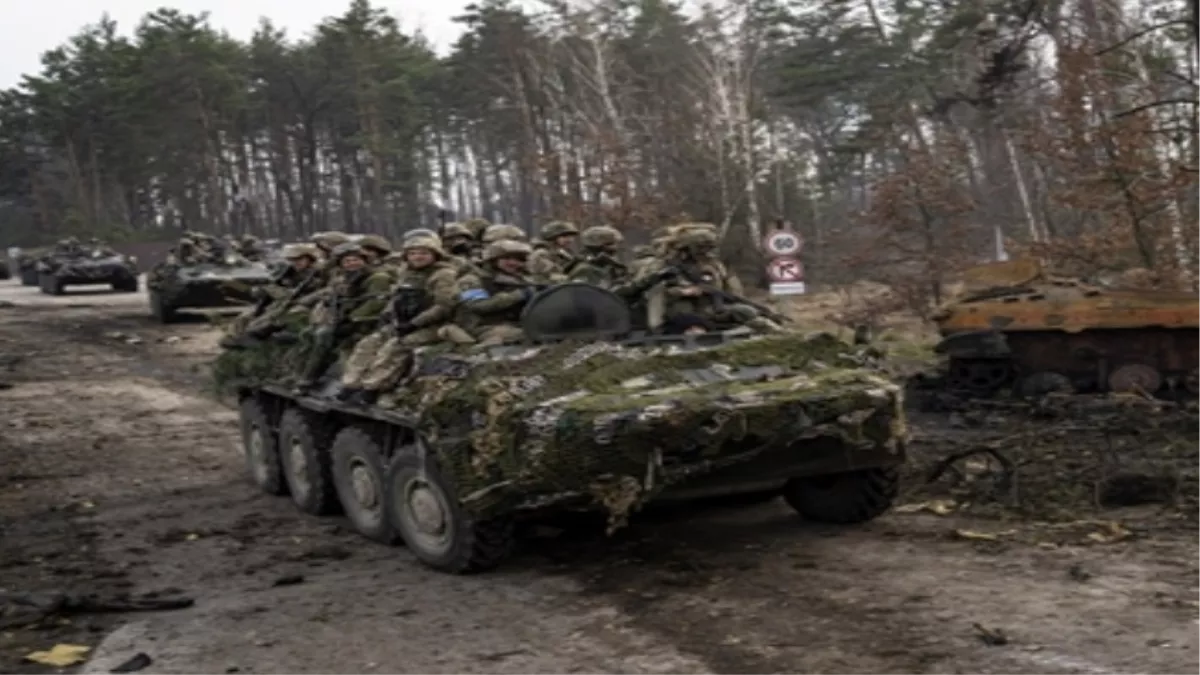 Ukraine War: यूक्रेन का युद्धविराम से इन्कार, डोनबास में रूस ने की बीएमपी-टी टैंकों की तैनाती, पोलैंड के राष्ट्रपति डूडा पहुंचे कीव