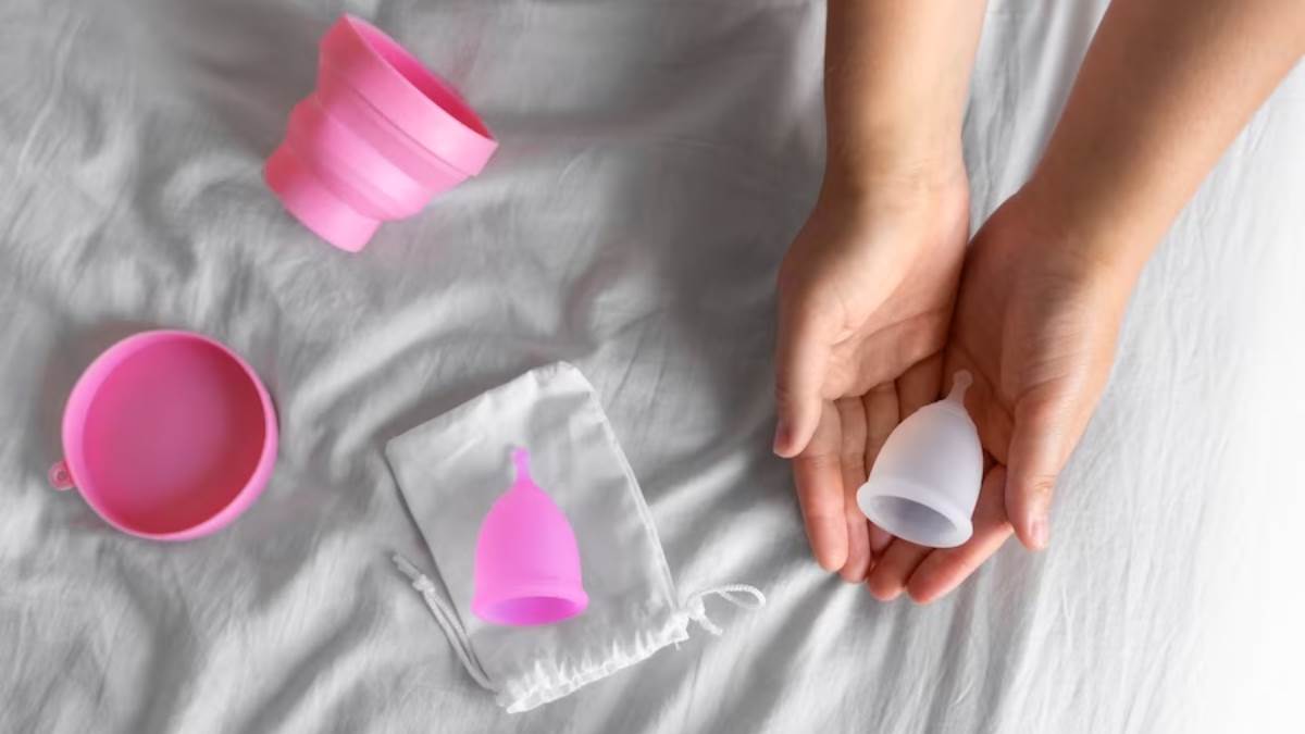 https://www.jagranimages.com/images/newimg/22052023/22_05_2023-menstrual_cup_23419668.jpg