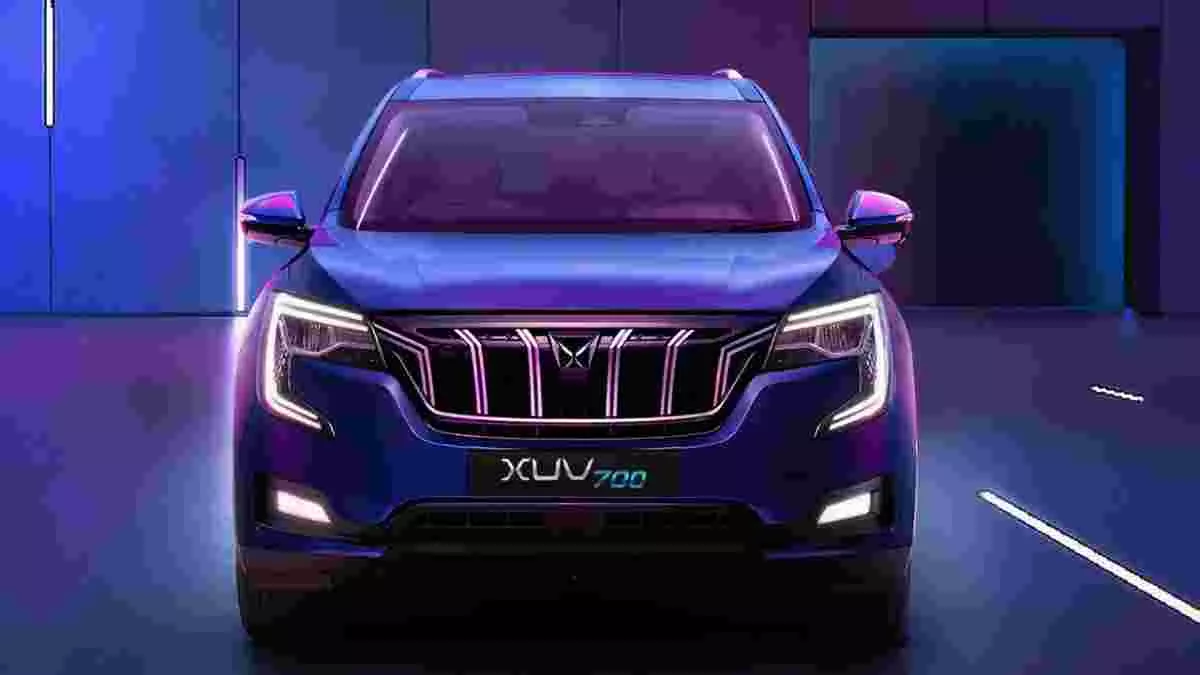 बेहतरीन फीचर्स के साथ Mahindra ने लॉन्‍च किया XUV 700 का नया Select Variant, जानें कितनी है कीमत