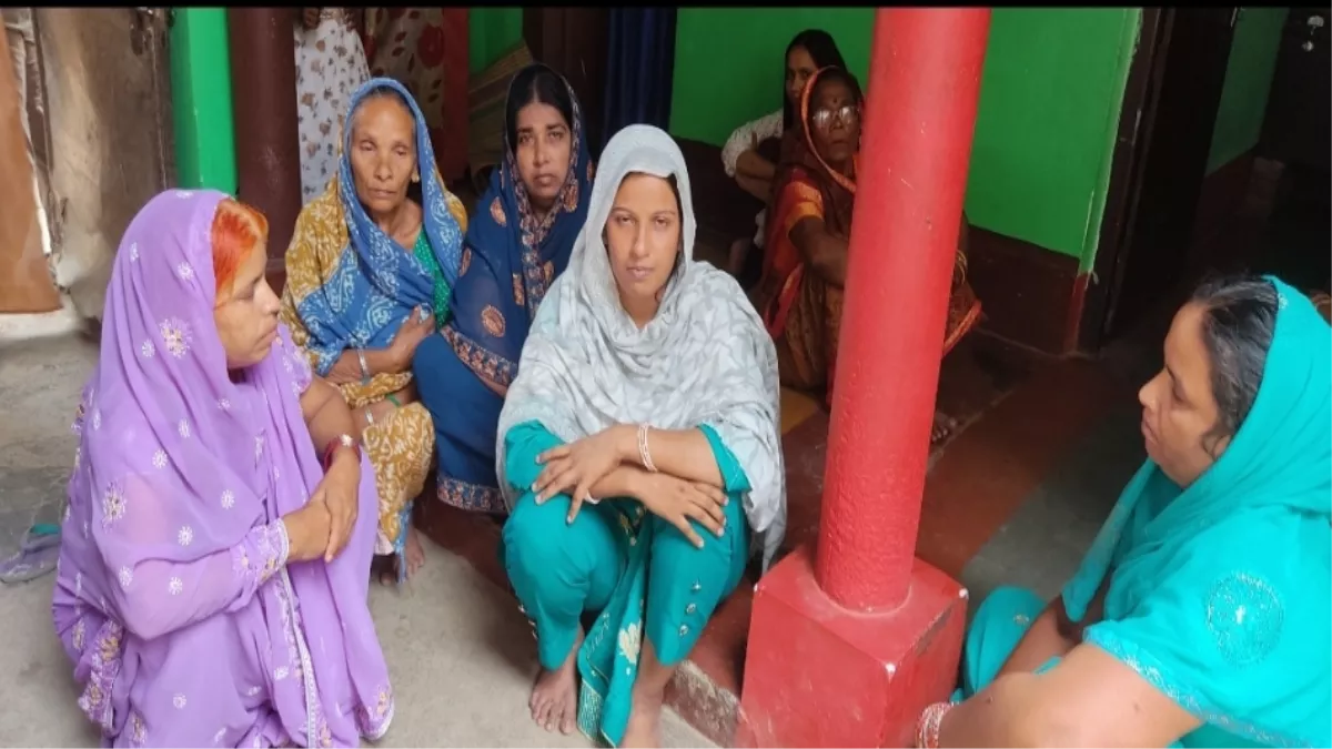 Begusarai News: बीरपुर में मासूम के लिए काल बनी लीची,  सांस नली में फंसने से मौत; स्वजनों में मचा कोहराम