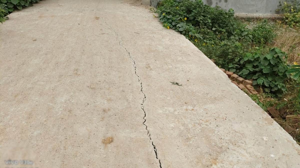 https://www.jagranimages.com/images/newimg/22052025/22_05_2025-road_news_23944109.jpg