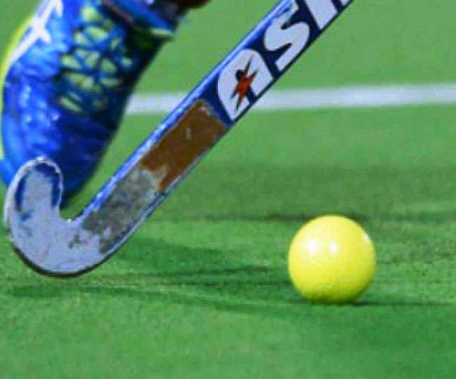 Madhya Pradesh Hockey club in Indore giving online training first time in  history