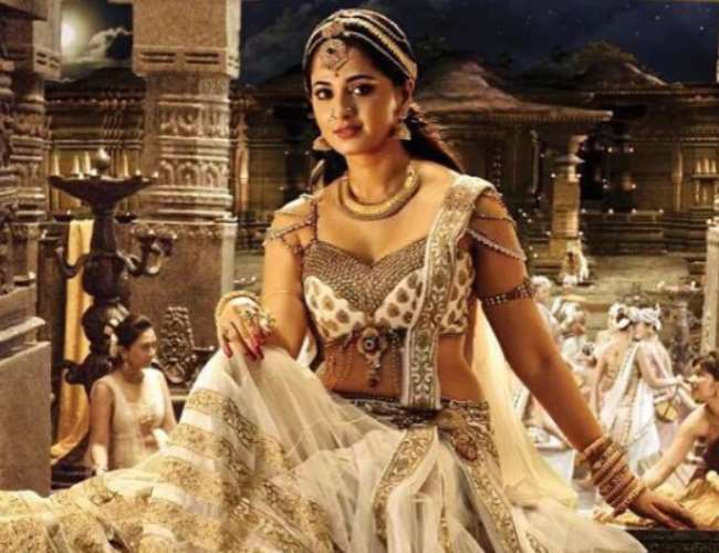 ट्विटर विवाद के बीच 'बाहुबली' एक्ट्रेस अनुष्का शेट्टी ने ज्वाइन किया Koo,  फैंस को लिखा यह मैसेज - Baahubali Actress Anushka Shetty Joins Koo After  Kangana Ranaut Amid Twitter ...