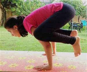 अंतरराष्ट्रीय योग दिवस पर जागरण के योग शिविर में सीखा कोरोना को मात देना।