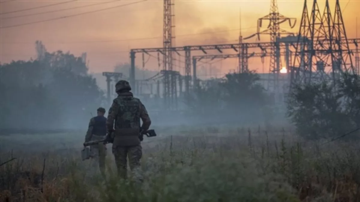 Russia Ukraine War: सीमा के पास मौजूद प्रमुख रूसी तेल रिफाइनरी पर ड्रोन से हमले, यूक्रेन पर हमले का संदेह