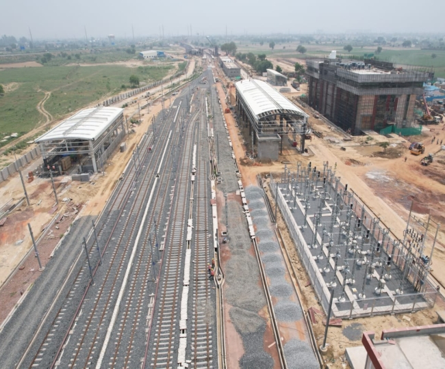 Delhi Meerut Rapid Rail: रैपिड रेल की टेस्टिंग, सिग्नल प्रणाली के उपकरण ...