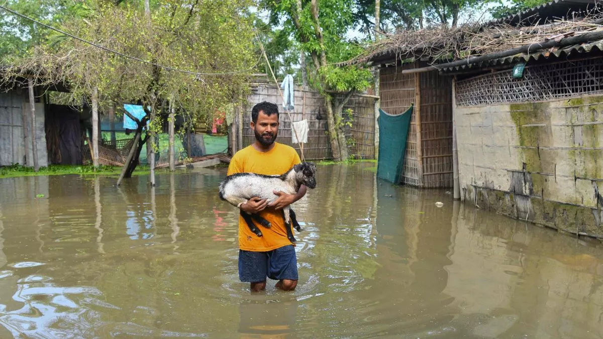 Assam Flood: असम में बाढ़ से हालात खराब, पांच लाख से अधिक लोग प्रभावित; सात जिलों में ऑरेंज अलर्ट जारी