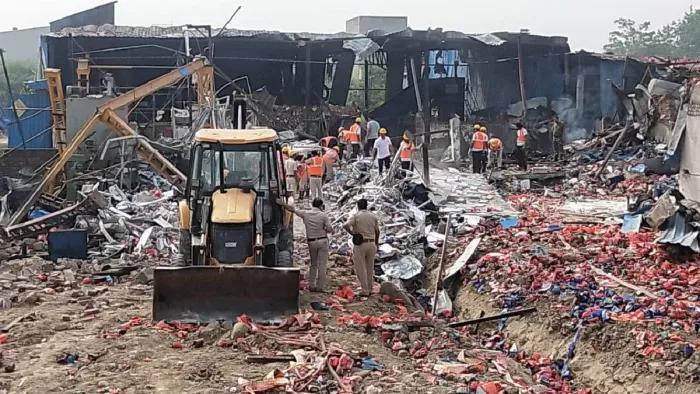 Gurugram Factory Fire: दौलताबाद की एक फैक्ट्र में ब्लास्ट।