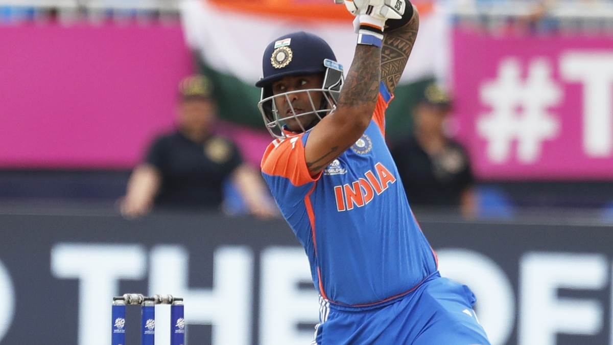 https://www.jagranimages.com/images/newimg/22062024/22_06_2024-suryakumar_yadav,_rashid_khan_23744247.jpg