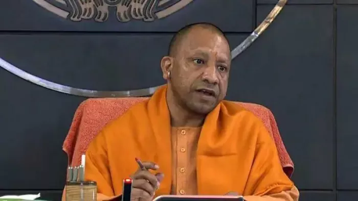 ऑनलाइन रजिस्ट्रेशन रूल्स 2024 के प्रस्तुतिकरण का मुख्यमंत्री ने किया अवलोकन