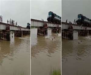 VIDEO: दौड़ती ट्रेन के आगे से बच्चों ने लगाई जानलेवा छलांग, हरकत ऐसी कि देखकर कांप जाएगी रूह