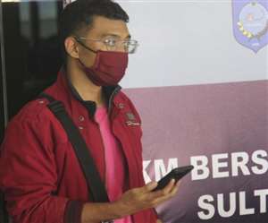 इंडोनेशिया में जब एक कोरोना पीड़ित को शहर छोड़ने से मना किया गया तो उसने अलग ही तरीका निकाल लिया।