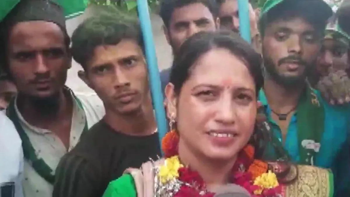 Madhya Pradesh: खरगोन में अरुणा बनी ओवैसी की पार्टी की पार्षद, कहा-भाईचारे व मानवता की हुई जीत