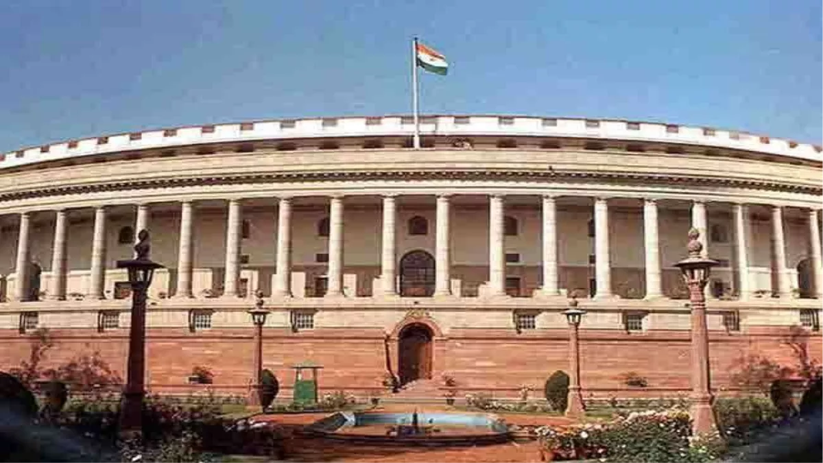 Parliament Session 2022: लोकसभा और विधानसभा चुनाव साथ कराने के रोडमैप पर काम कर रहा विधि आयोग, सरकार ने संसद में दी जानकारी - Law Commission working on the roadmap to hold