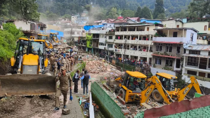Nainital Metropole Encroachment: अतिक्रमणकारियों को हाई कोर्ट से नहीं मिली राहत