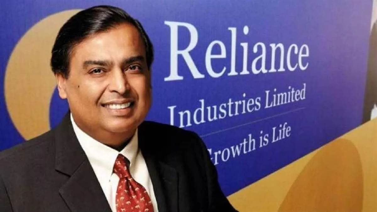 https://www.jagranimages.com/images/newimg/22072023/22_07_2023-reliance_2.._23478703.jpg