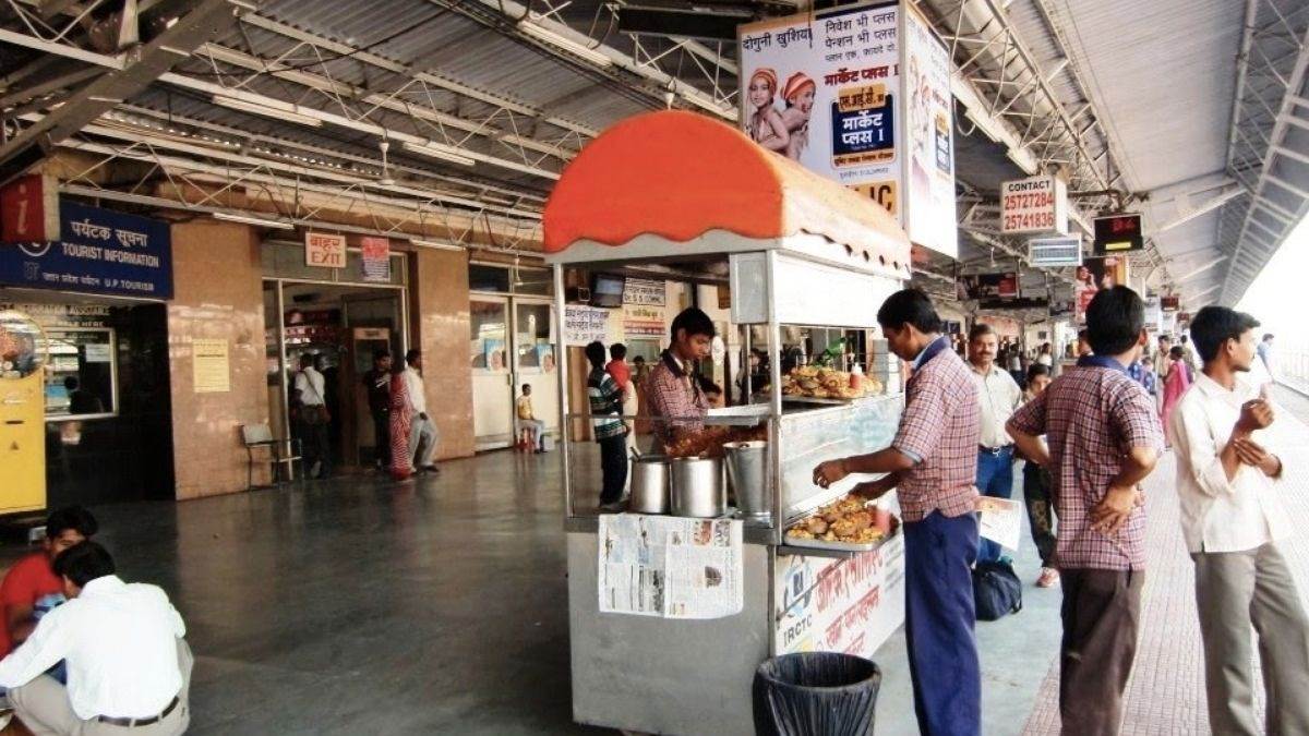 Ambala News रेलवे ने लांघी अपनी ही नीति की पटरी, बिना परमिट