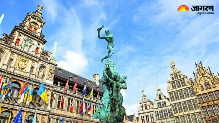 बेहद खास है बेल्जियम का Antwerp City Hall (Image Source: X)