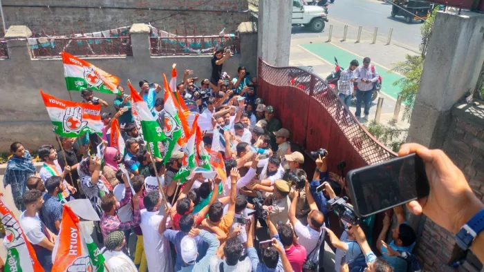आतंकी हमलों को रोकने में जम्मू-कश्मीर शासन नाकाम, कांग्रेस का बड़ा आरोप।