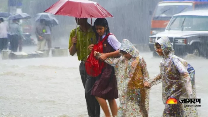 बारिश के दौरान की तस्वीर (फाइल फोटो)
