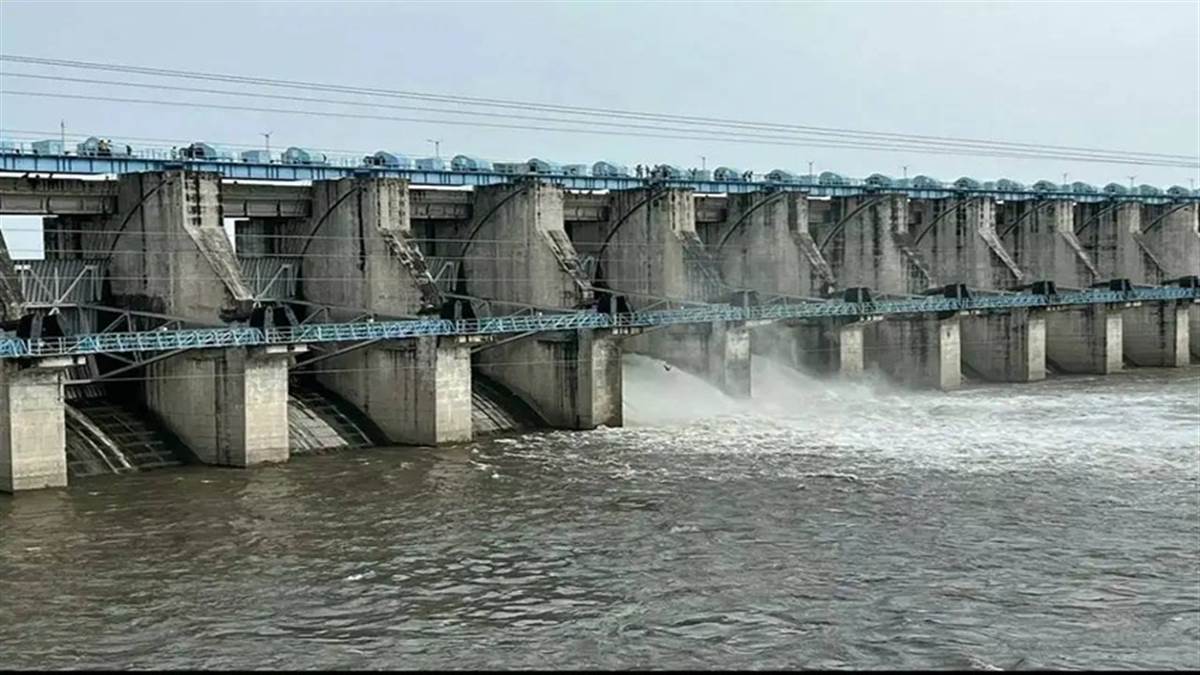 https://www.jagranimages.com/images/newimg/22072025/22_07_2025-bisalpur_bandh_23990767.jpg