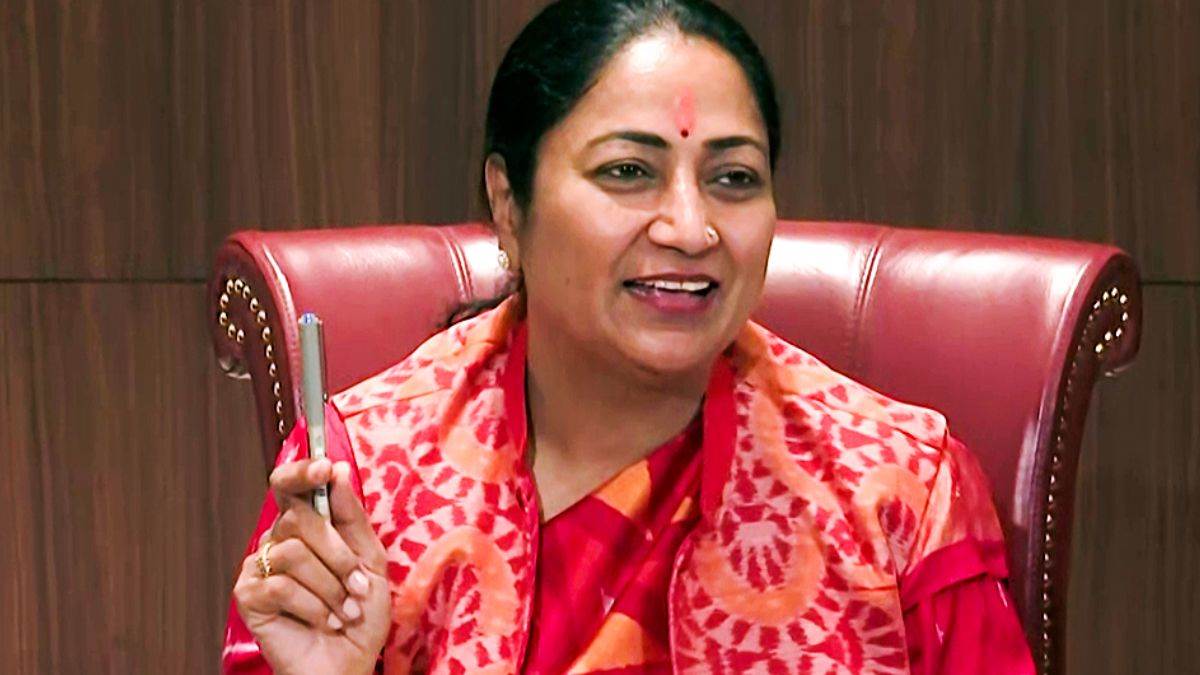 https://www.jagranimages.com/images/newimg/22072025/22_07_2025-delhi_cm_16_23990771.jpg