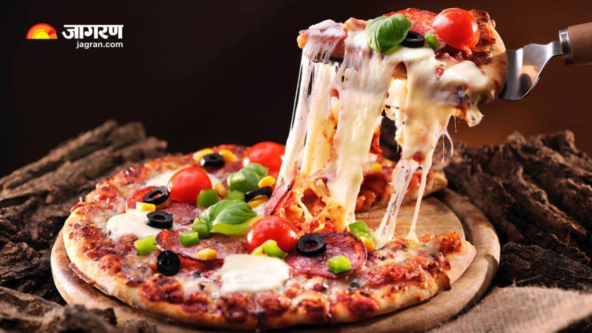 https://www.jagranimages.com/images/newimg/22072025/22_07_2025-oats_pizza_recipe_23991459.jpg