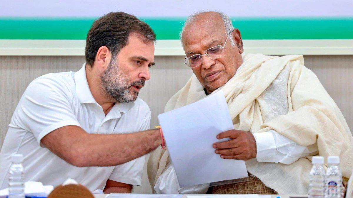 https://www.jagranimages.com/images/newimg/22072025/22_07_2025-rahul_gandhi_and_mallikarjun_kharge_23991356.jpg